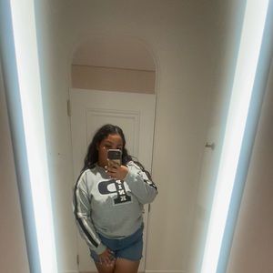 Meet your Posher, Makayla